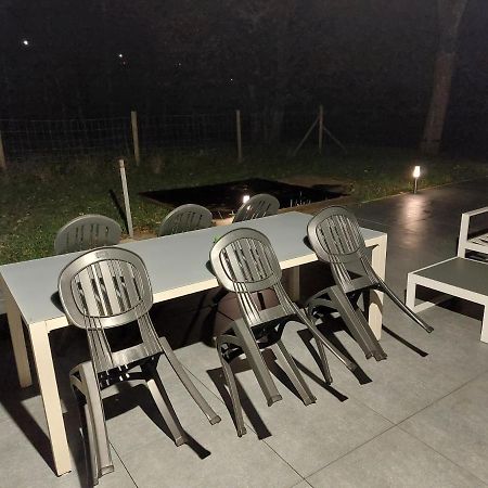 Le Reposoir Maison Spacieuse Avec Feu Au Bois Bertogne Екстер'єр фото